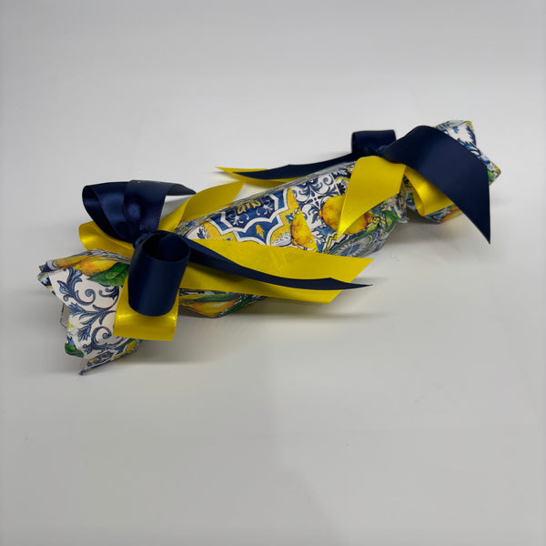 PERSONALISED CHRISTMAS CRACKERS LEMONS