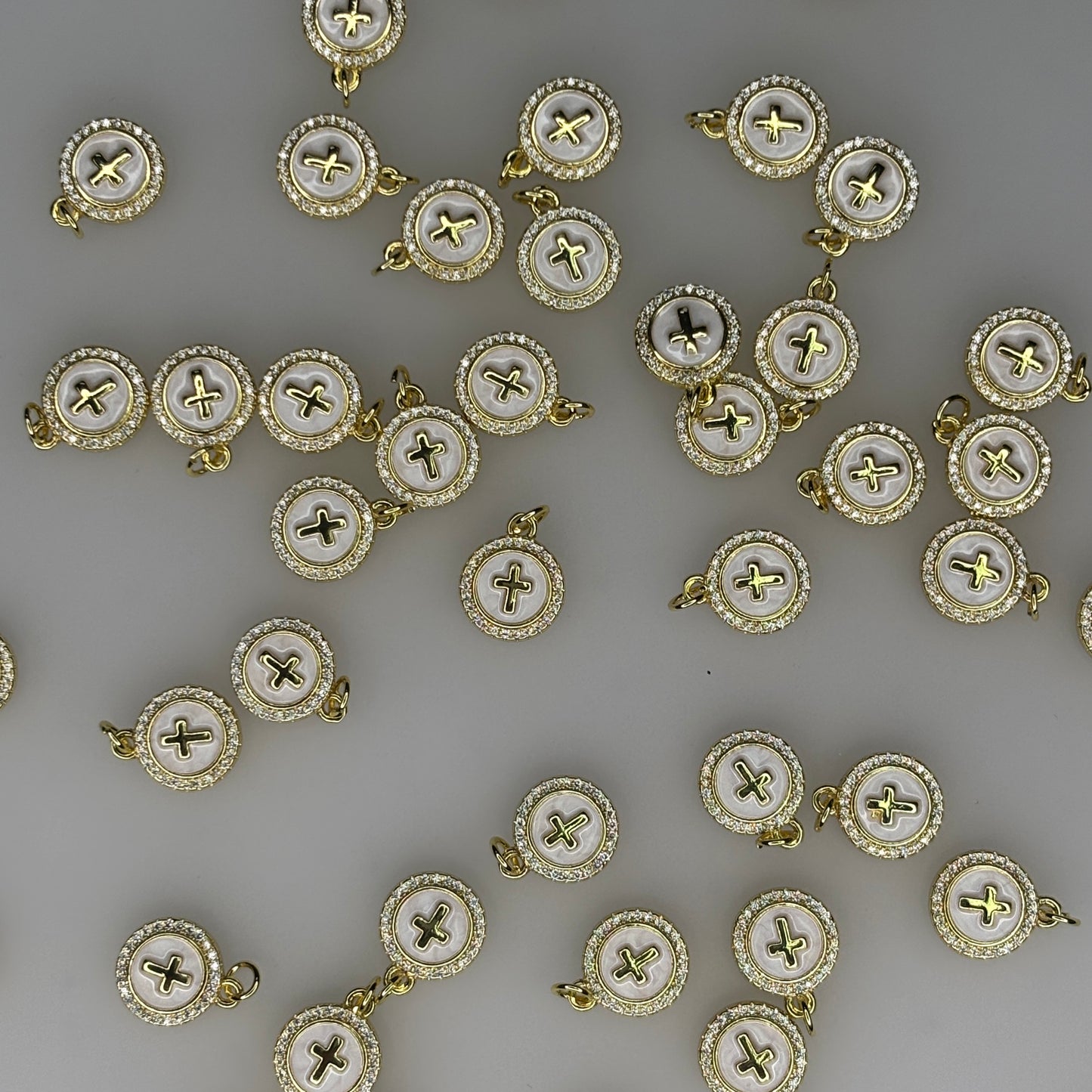 GOLD WHITE ROUND CRYSTAL CROSS CHARM PENDANT