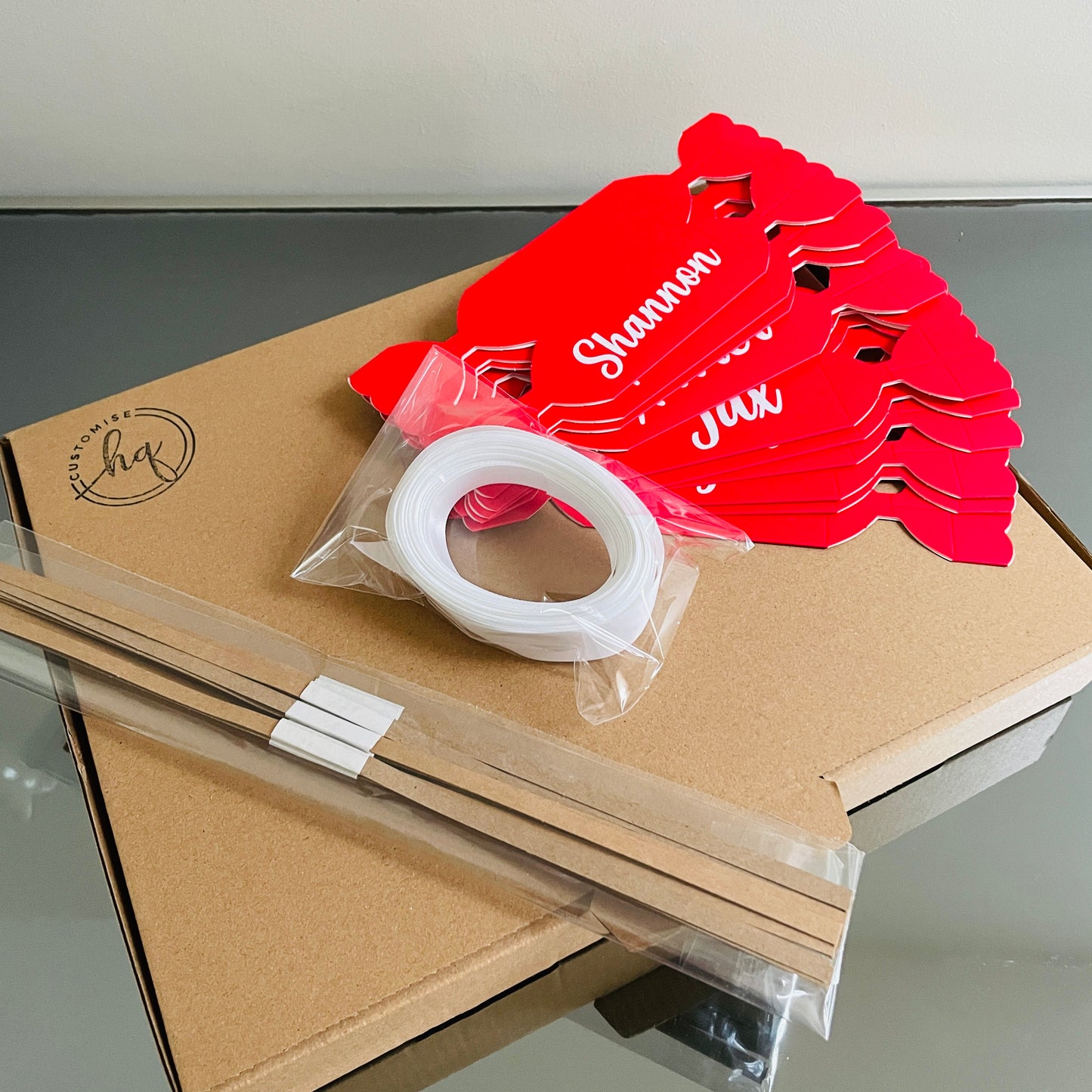 RED PERSONALISED CHRISTMAS CRACKER KIT