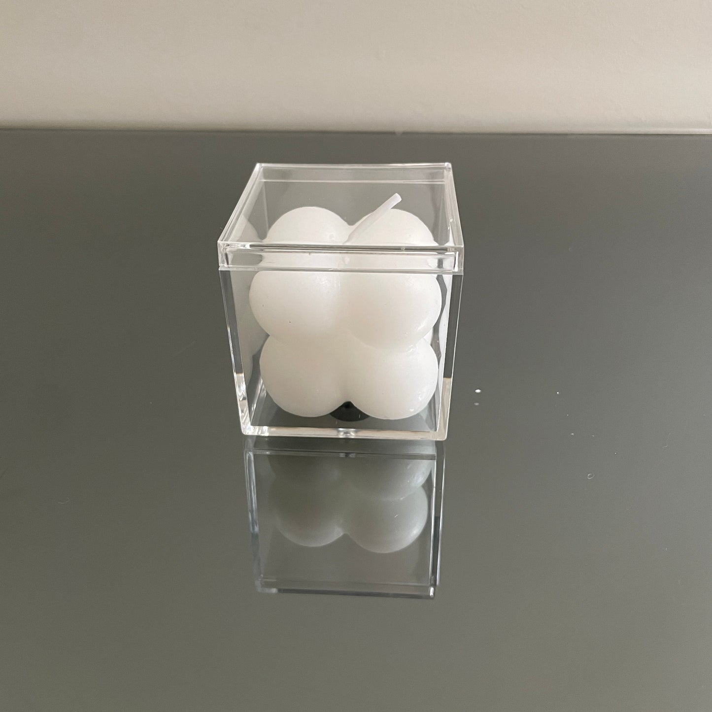 12 x CLEAR ACRYLIC BOXES 4.5cm