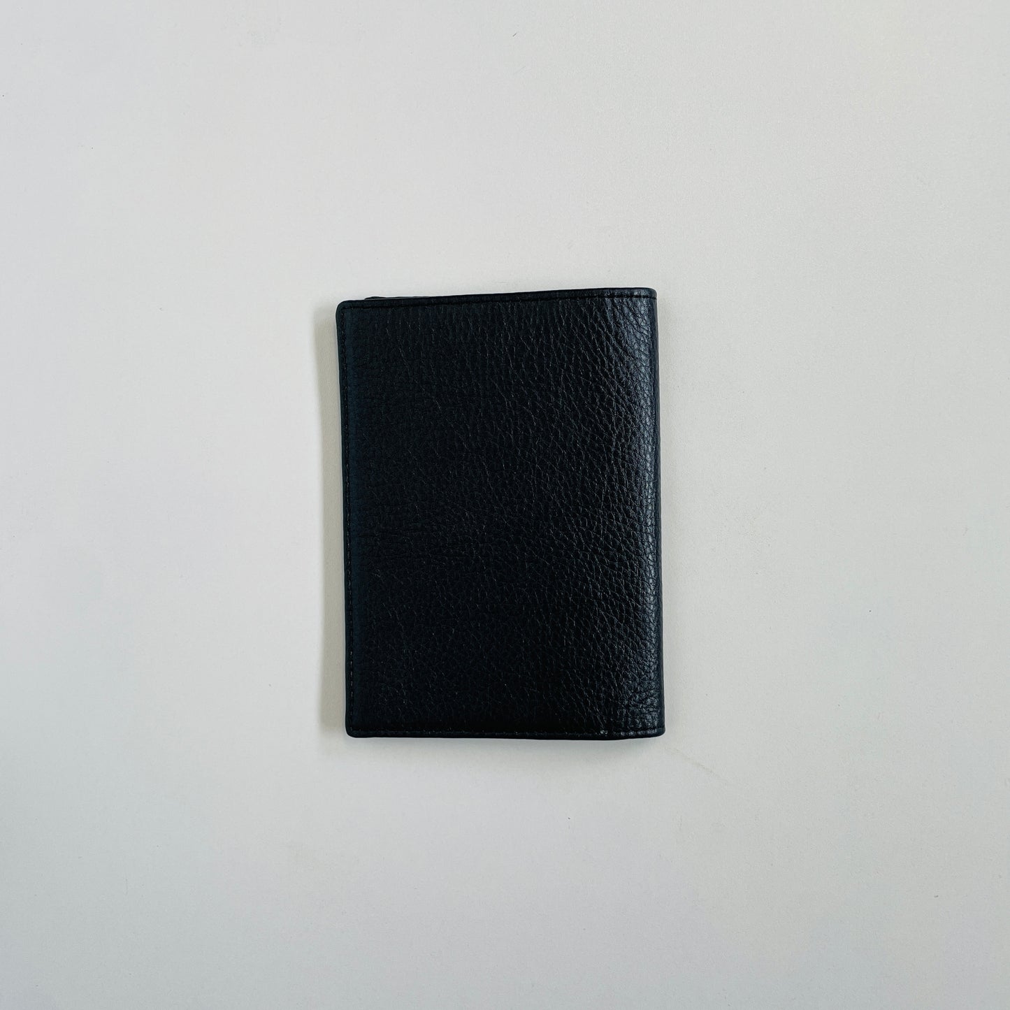 PERSONALISED LEATHER PASSPORT COVER AND LUGGAGE TAG SET BLACK