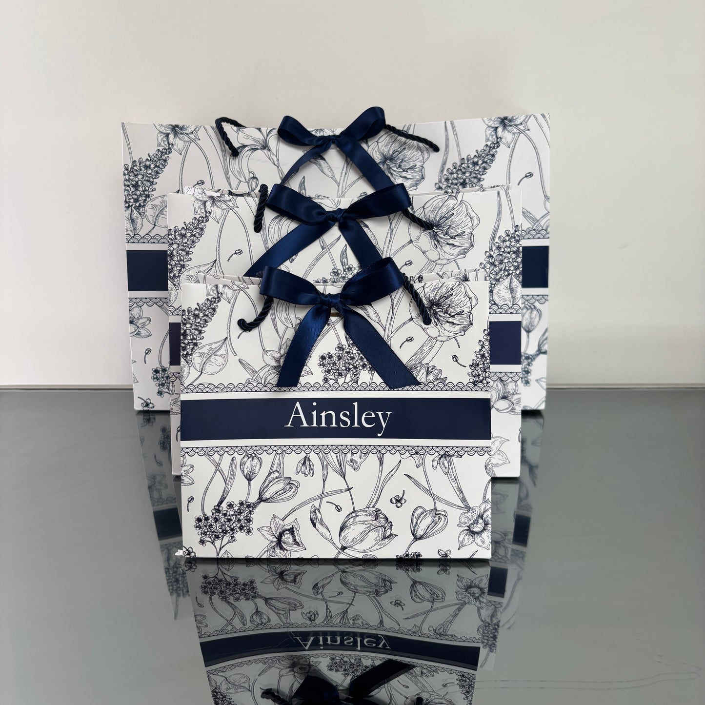 PERSONALISED NAVY & WHITE FLORAL GIFT BAG