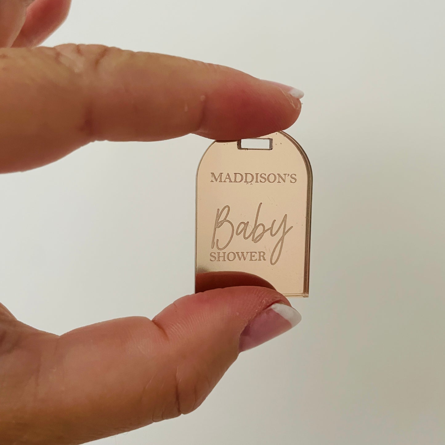 10 PERSONALISED ARCH TAGS