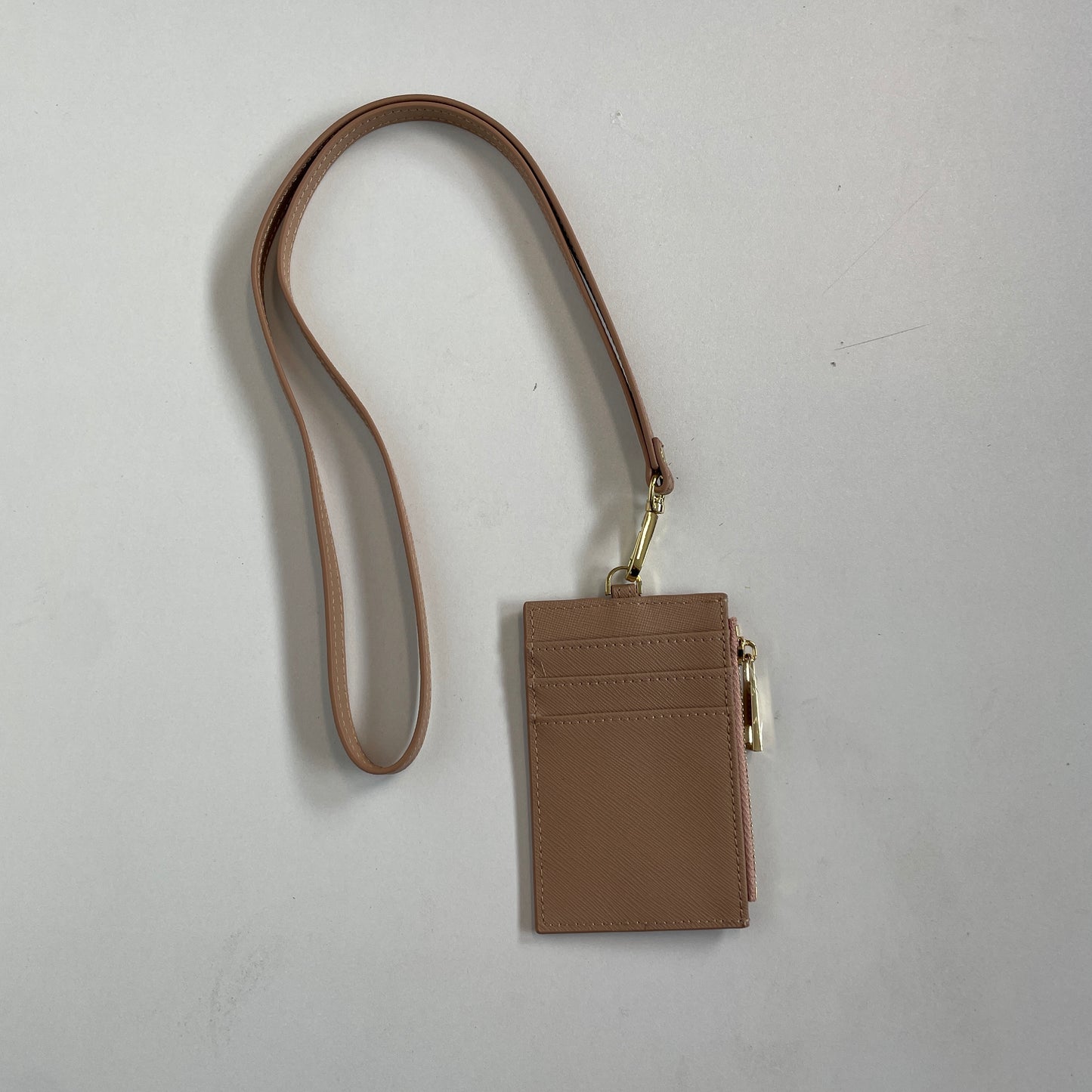 EMBOSSED SAFFIANO CARD HOLDER LANYARD