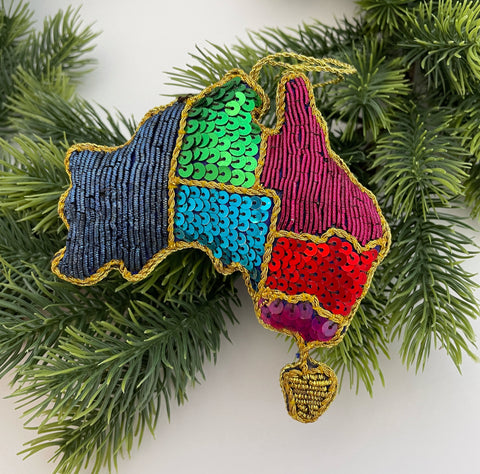 MAP OF AUSTRALIA BEADED CHRISTMAS TREE ORNAMENT