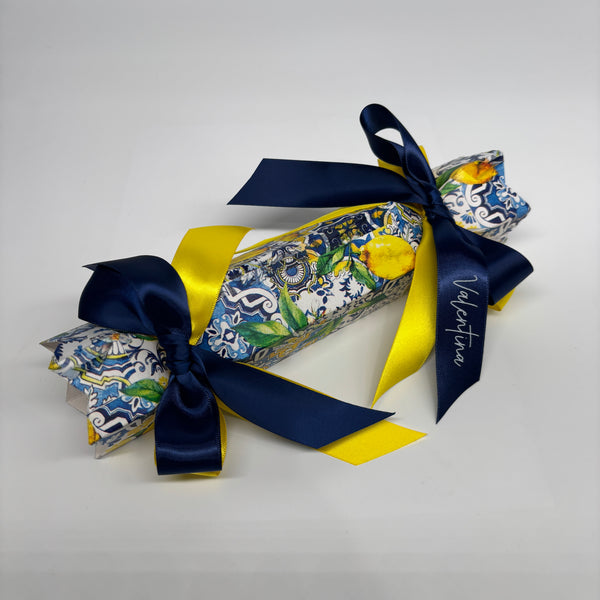 PERSONALISED CHRISTMAS CRACKERS LEMONS