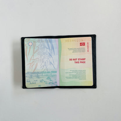 PERSONALISED LEATHER PASSPORT COVER AND LUGGAGE TAG SET BLACK