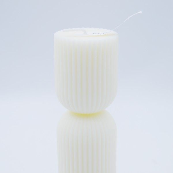 19cm HOURGLASS RIBBED PILLAR CANDLE