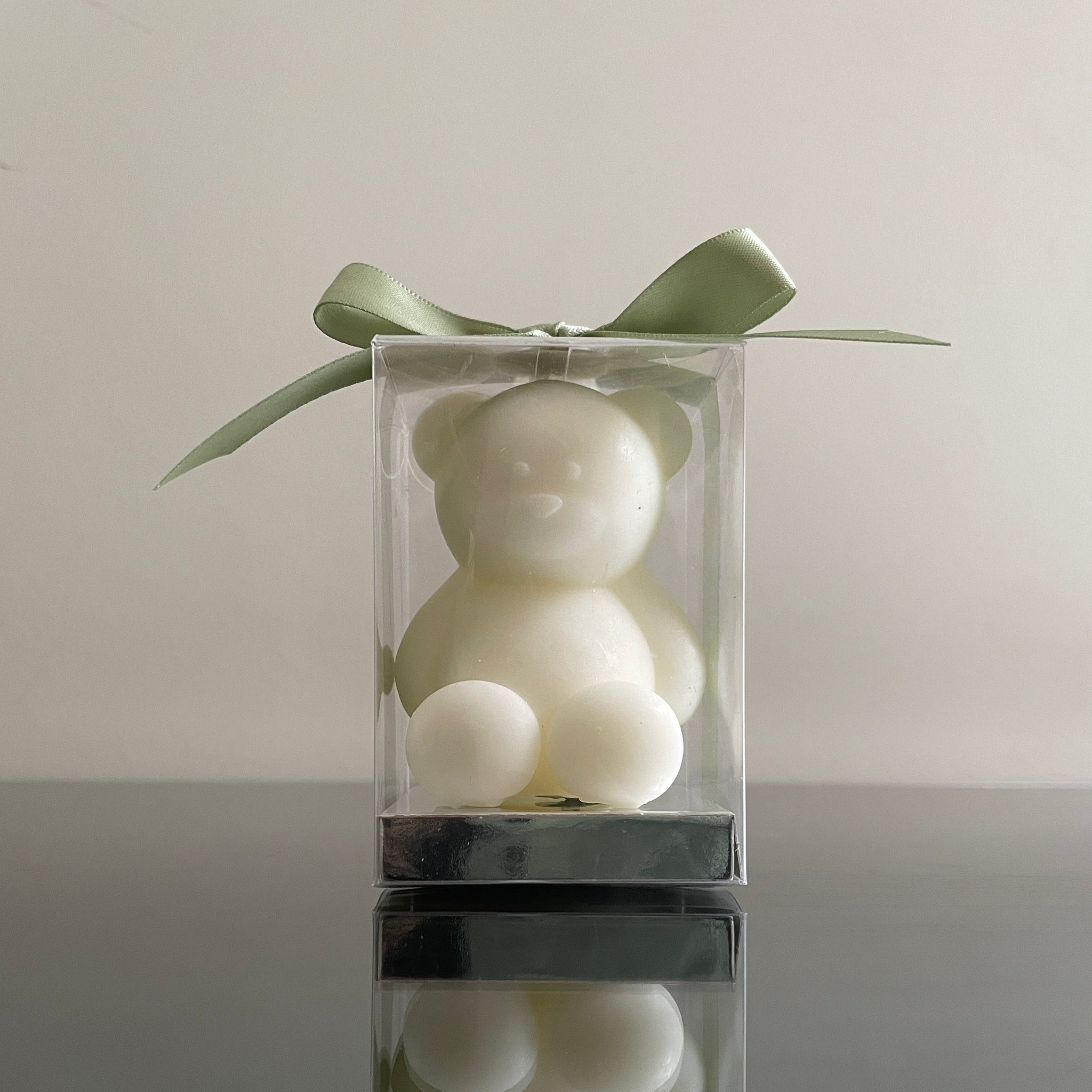 OFF WHITE TEDDY BEAR CANDLE FAVOR