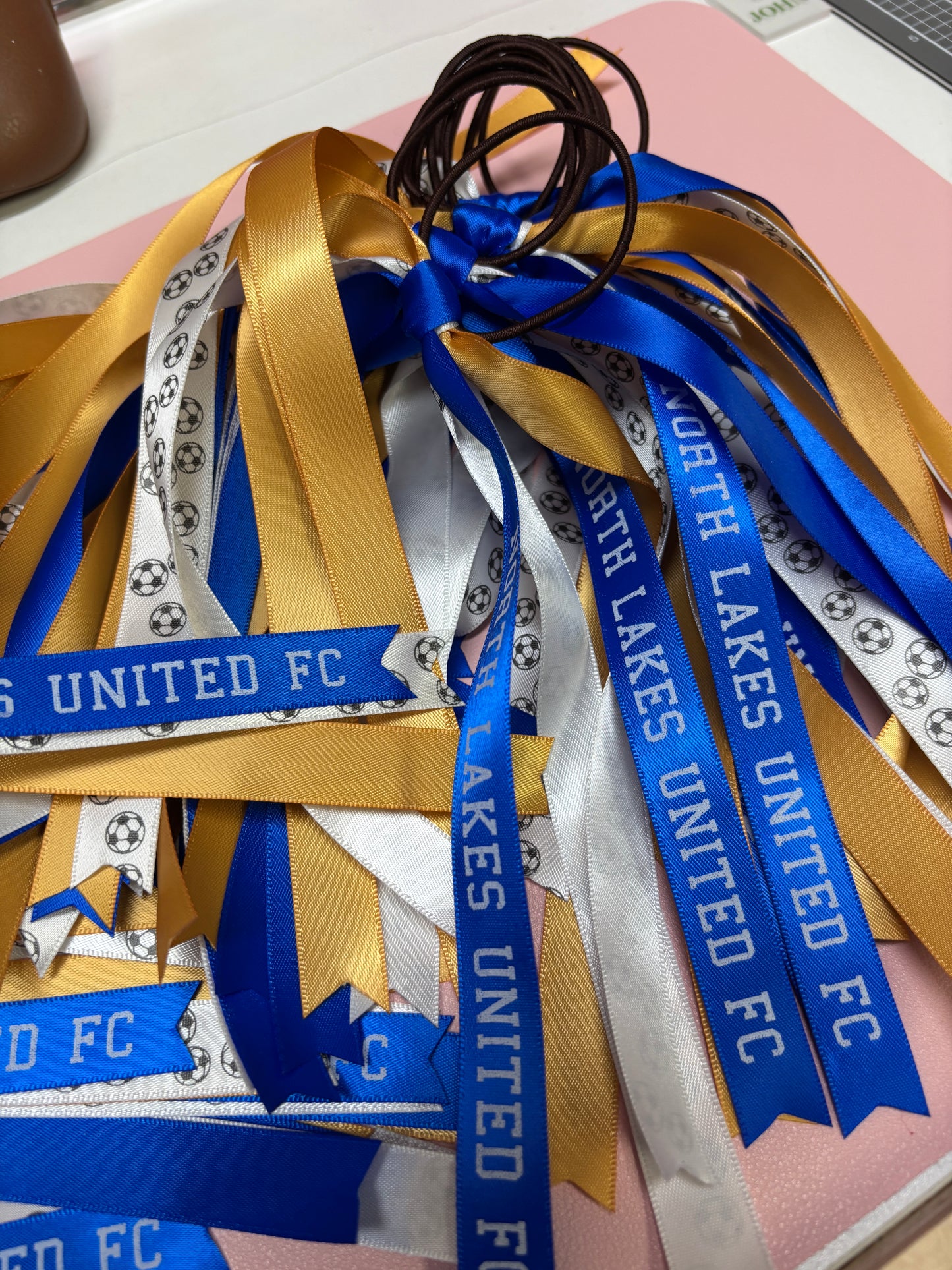 SOCCER RIBBONS SET OF 3