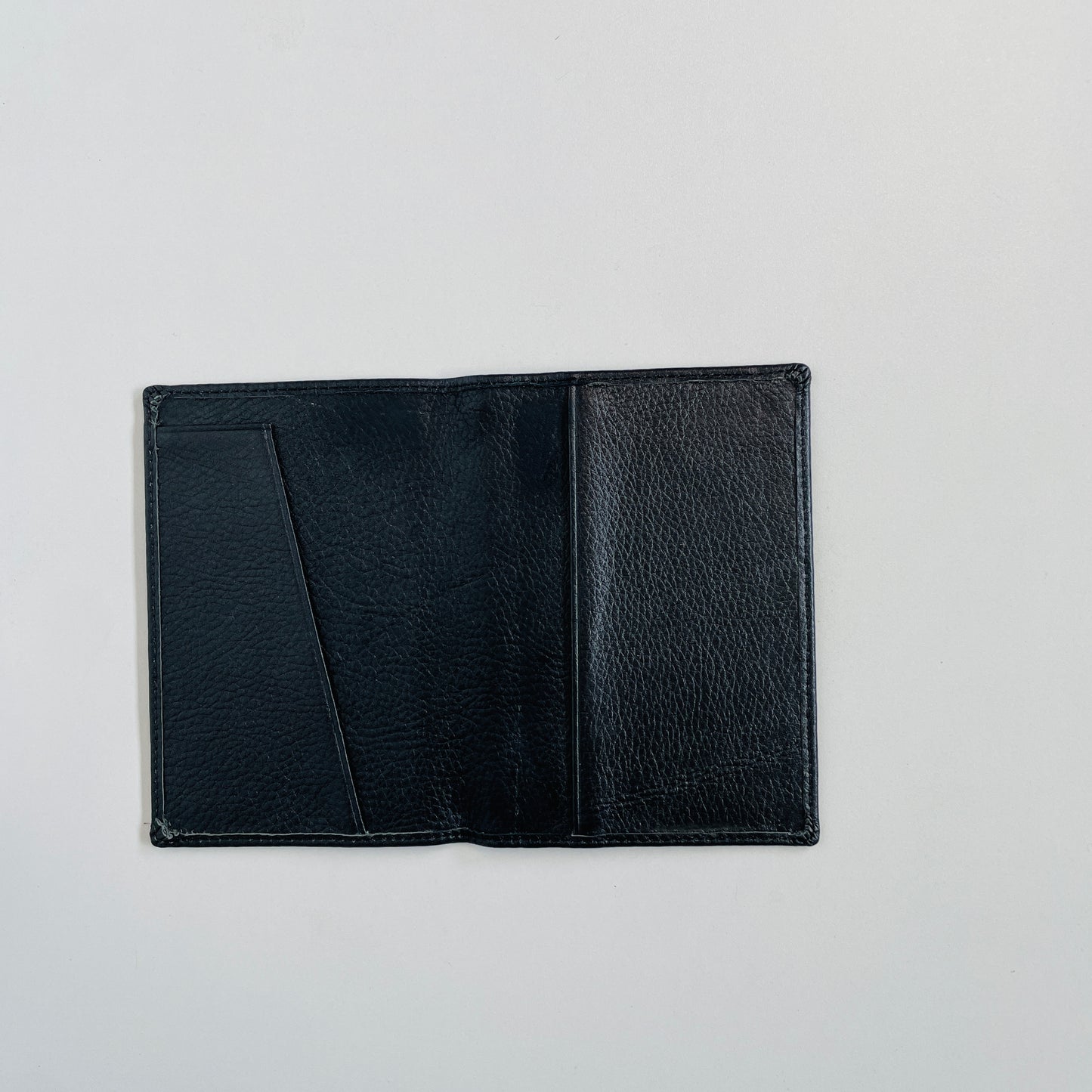 PERSONALISED LEATHER PASSPORT COVER AND LUGGAGE TAG SET BLACK