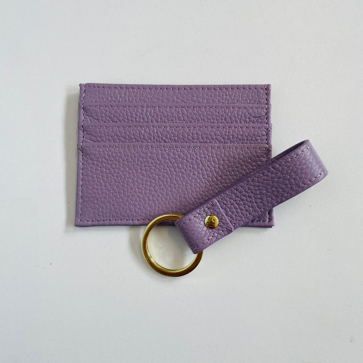EMBOSSED PEBBLE LEATHER CARD HOLDER & KEY CHAIN SET