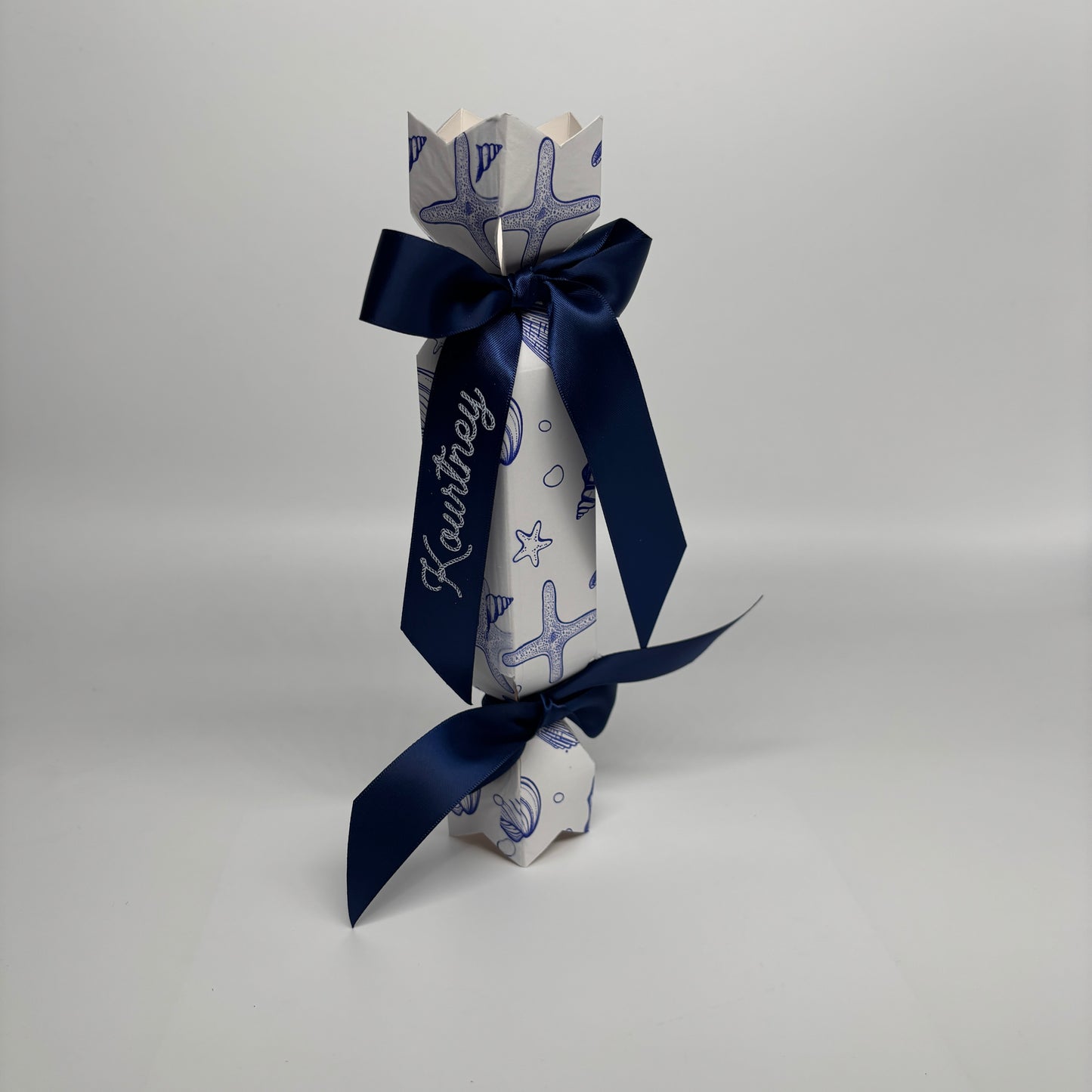 PERSONALISED CHRISTMAS CRACKERS SEA SHELLS