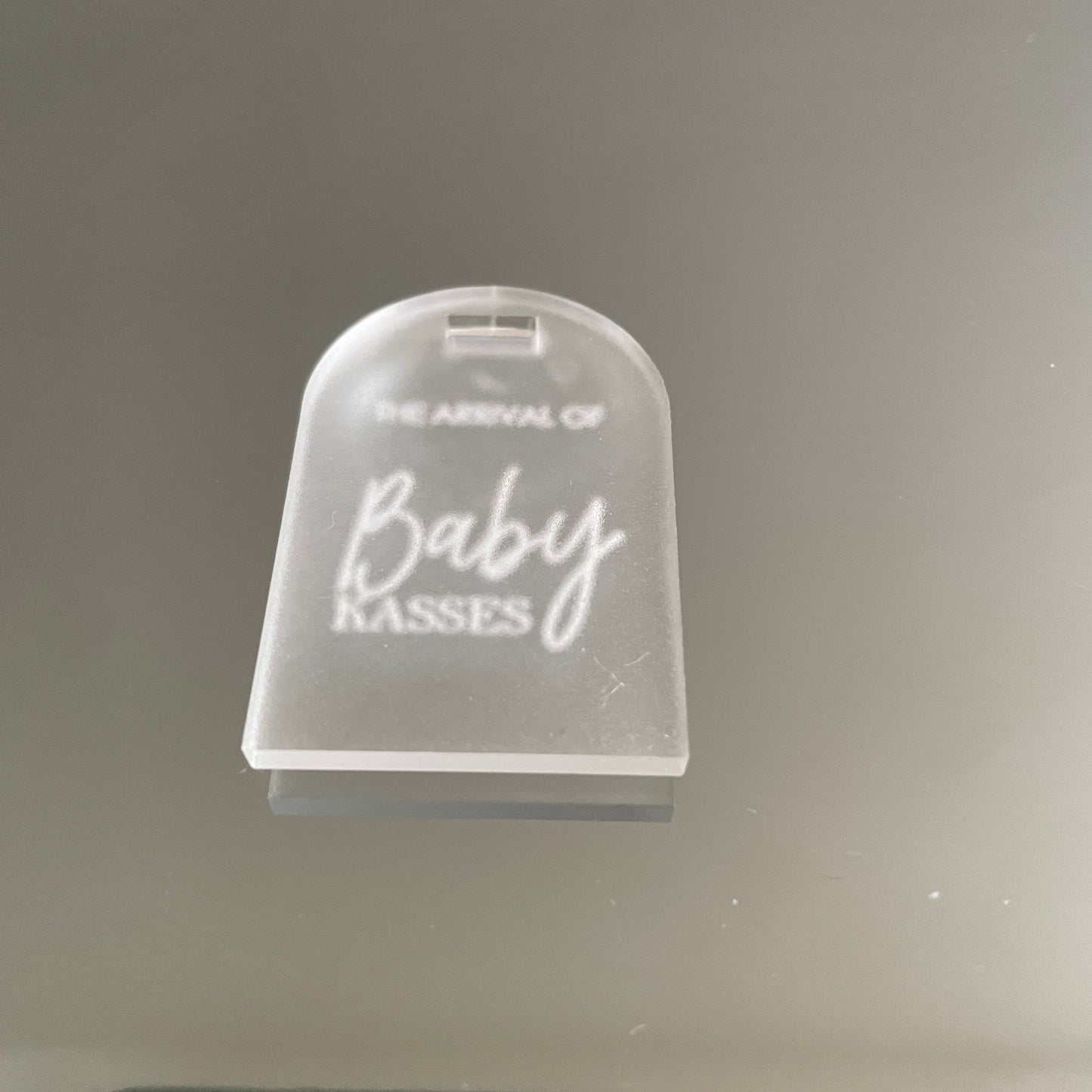 10 PERSONALISED ARCH TAGS