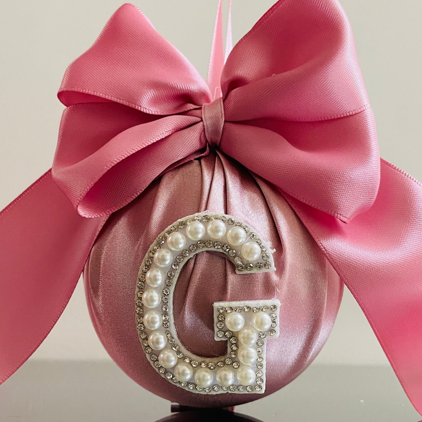 PEARL INITIAL BLUSH MATTE SATIN CHRISTMAS BAUBLES