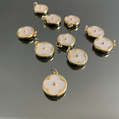10 x GOLD ROUND MOTHER OF PEARL FOUR LEAF CLOVER CHARM