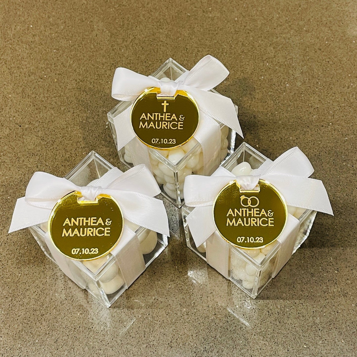 10 x WEDDING ACRYLIC TAGS