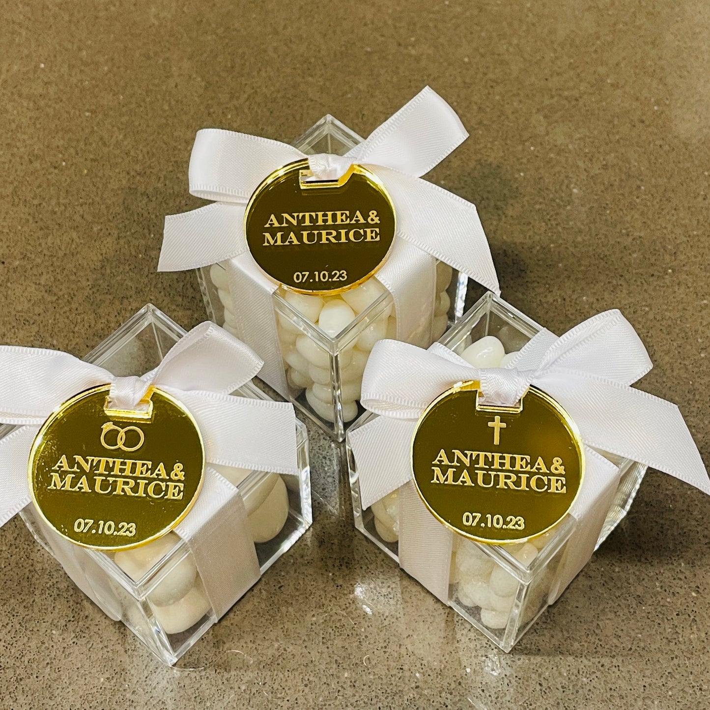 10 x WEDDING ACRYLIC TAGS