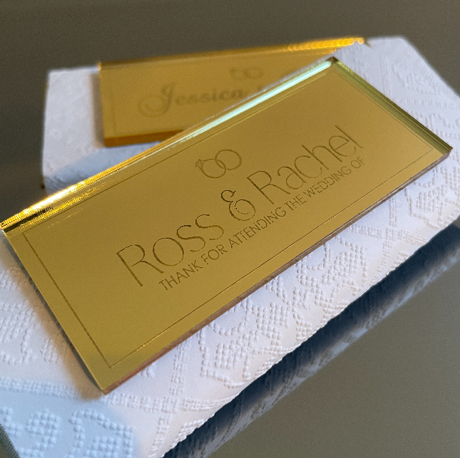 MINI CHOCOLATE BAR FAVOR WITH PLAQUE
