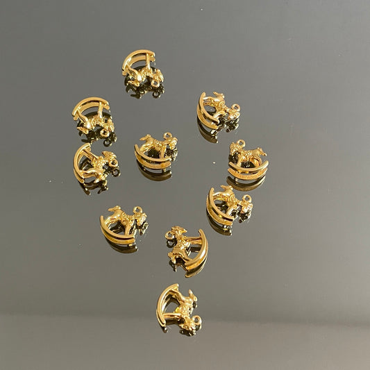 10 X GOLD ROCKING HORSE CHARMS