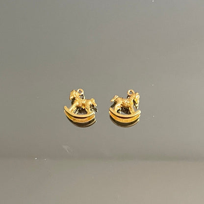10 X GOLD ROCKING HORSE CHARMS