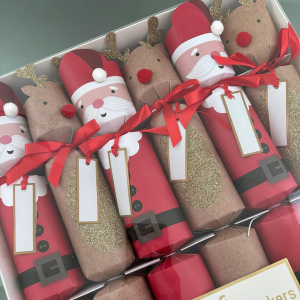 HARVEY & MASON SANTA & REINDEER SET OF 6 CHRISTMAS CRACKERS BOXED