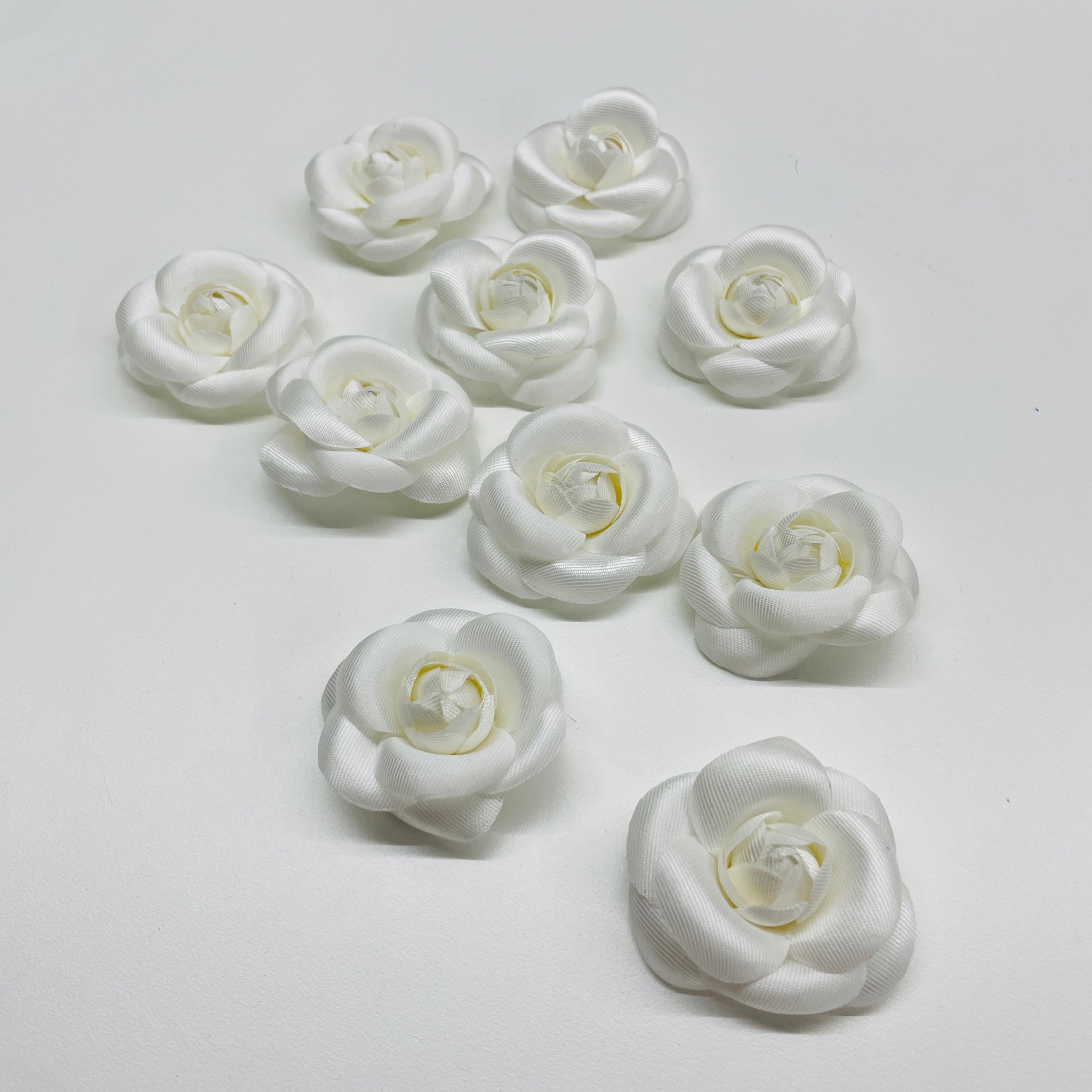 10 X CAMELIA FLOWERS