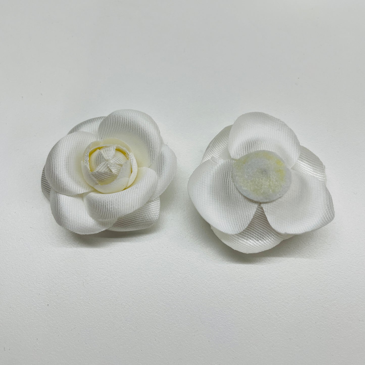 10 X CAMELIA FLOWERS