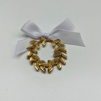 10 X GOLD METAL OLIVE BRANCH WREATH CHARM