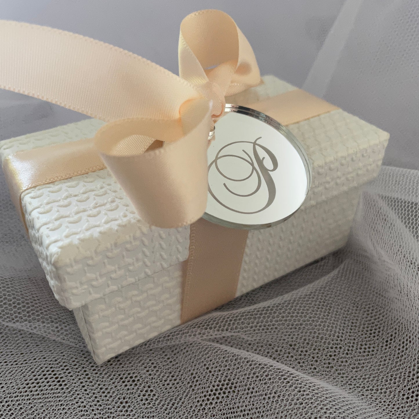 10 X PERSONALISED ACRYLIC INITIAL NAME TAGS