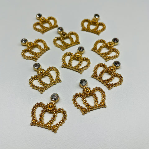 10 X GOLD DIAMANTÉ METAL CROWN CHARMS