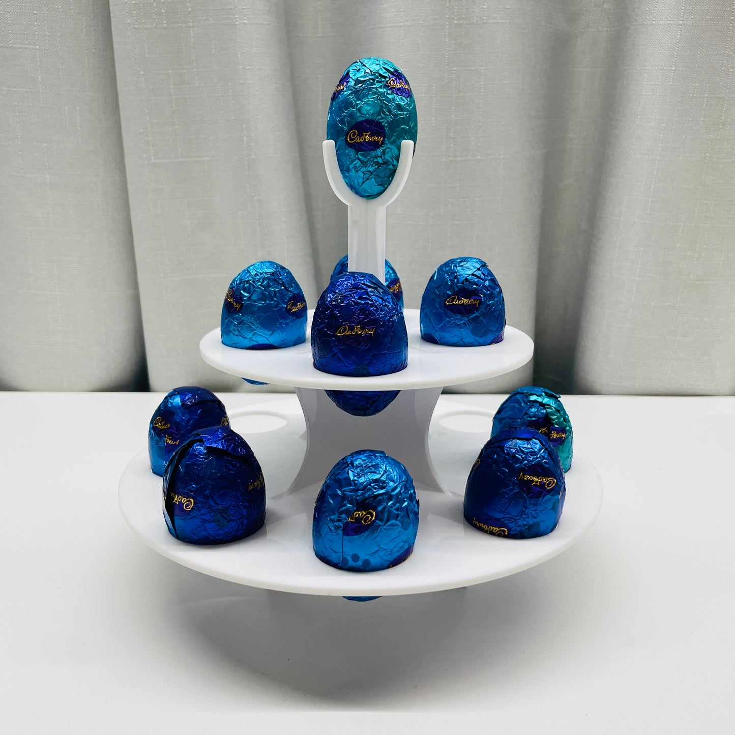 EASTER EGG STAND