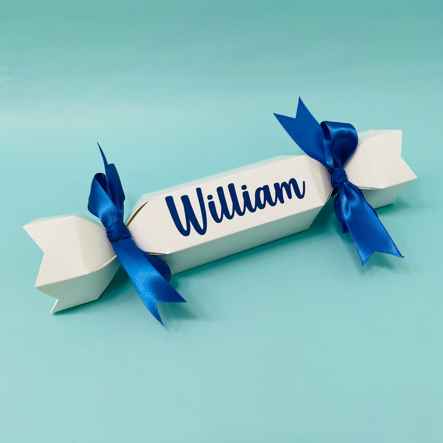 PERSONALISED CHRISTMAS CRACKERS KIT