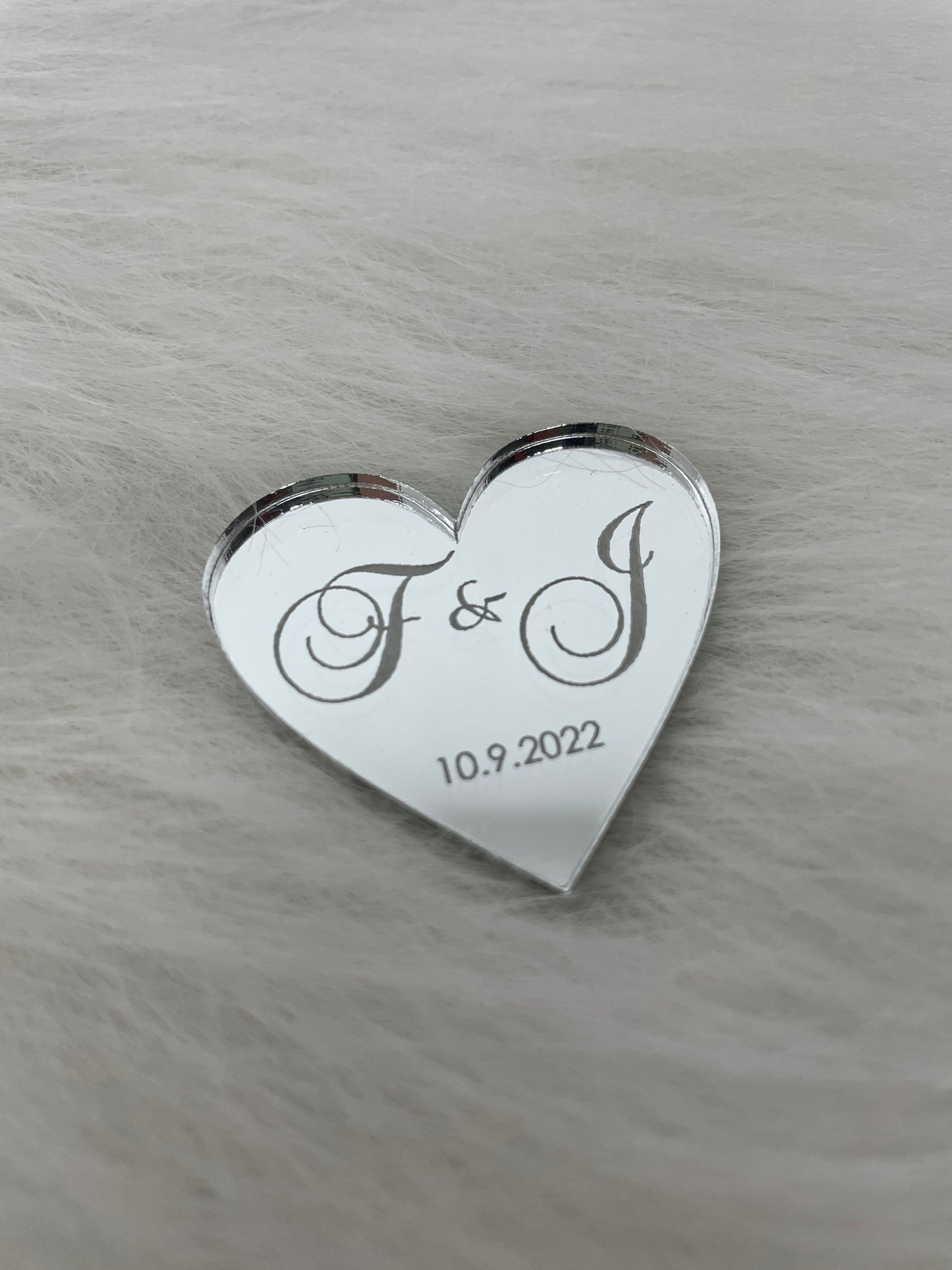 10 X PERSONALISED ACRYLIC INITIAL NAME TAGS