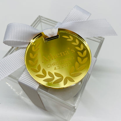 10 X GOLD ACRYLIC WREATH OLIVE BRANCH TAGS