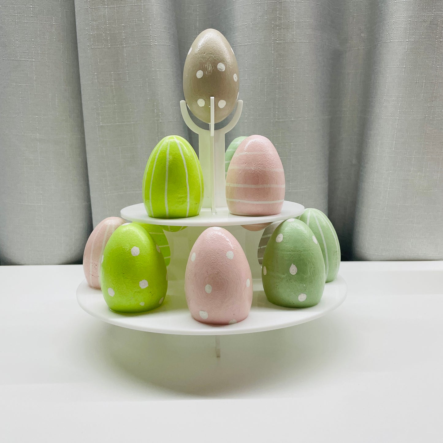 EASTER EGG STAND