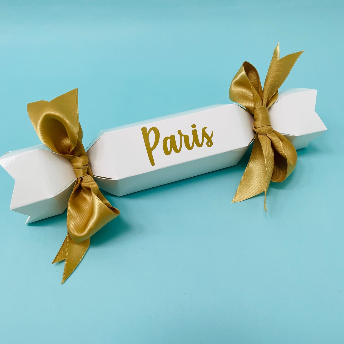 PERSONALISED CHRISTMAS CRACKERS KIT