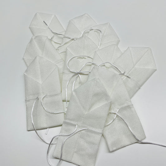 10 X WHITE DRAWSTRING POINT POUCHES