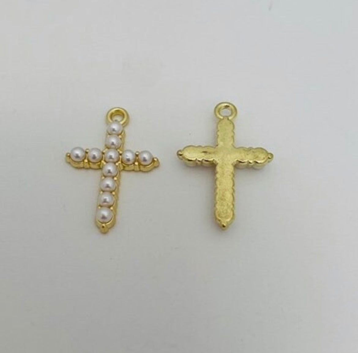 10 X GOLD PEARL CROSS CHARMS