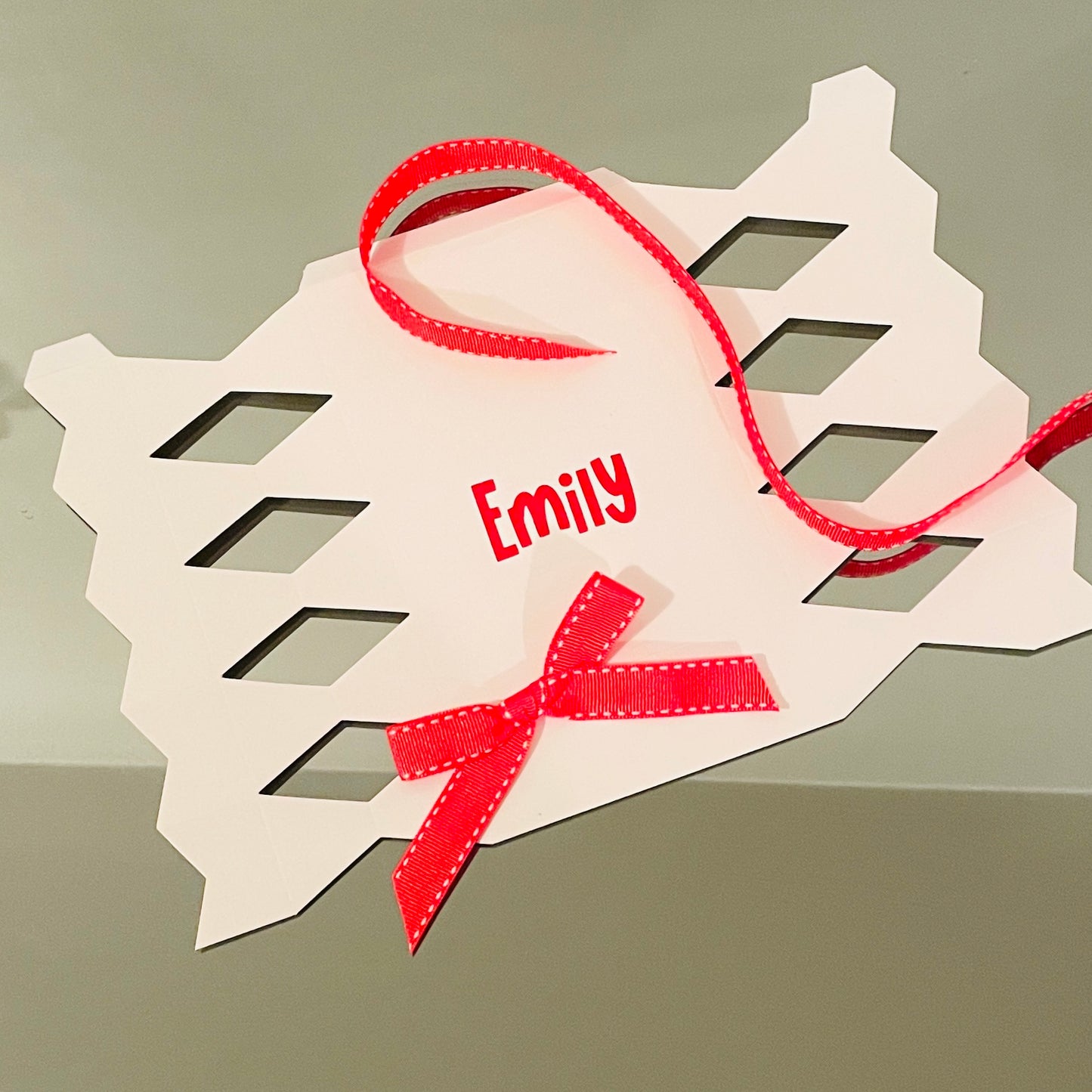 PERSONALISED CHRISTMAS CRACKER BON BON WHITE