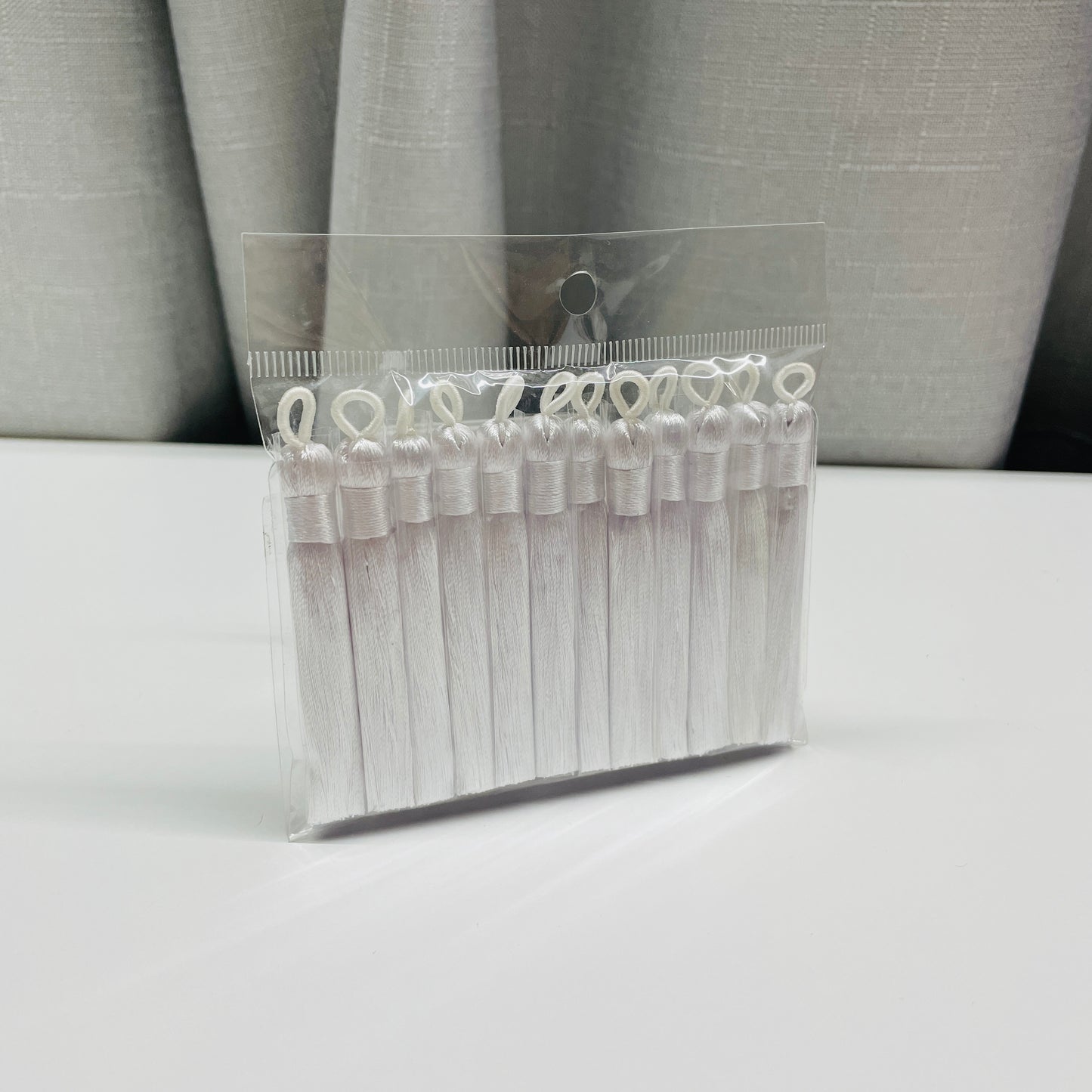12 X 8CM TASSELS