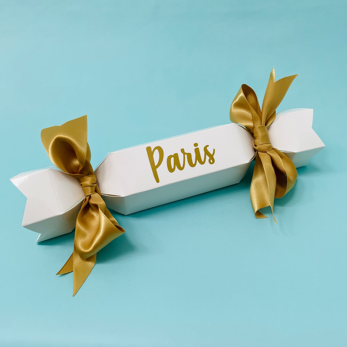 PERSONALISED CHRISTMAS CRACKERS KIT