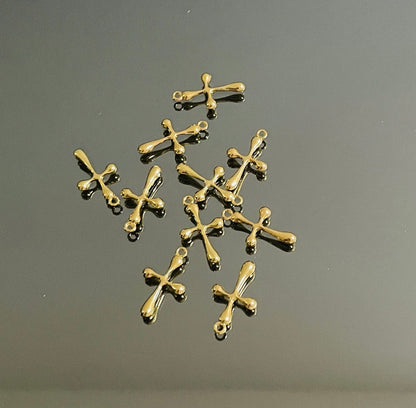 10 X METAL CROSSES