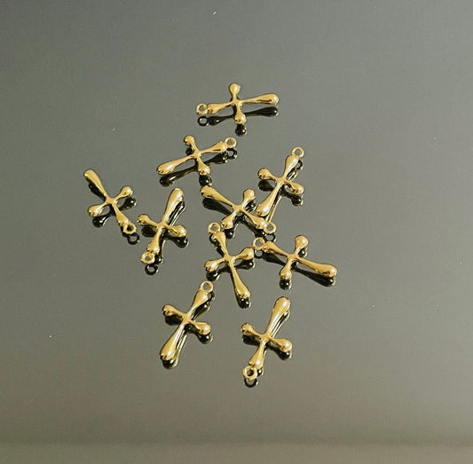 10 X METAL CROSSES